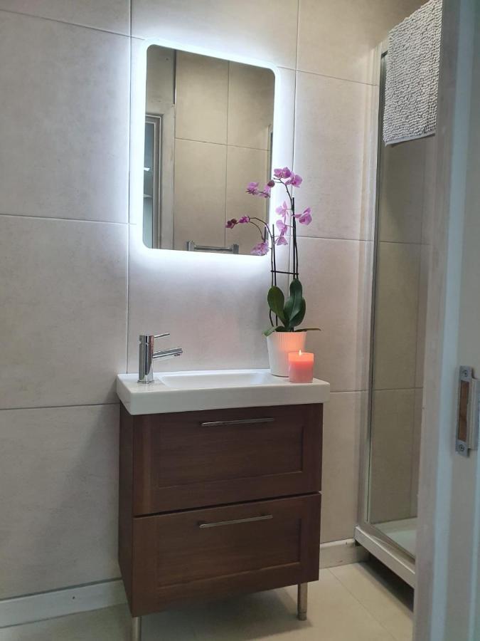 The Plaza Suites High St Bangor Luaran gambar